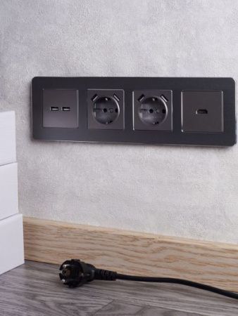 BRITE Розетка HDMI РHDMI-0-БрС сталь IEK